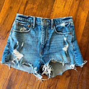 Abercrombie & Fitch The Mom Short